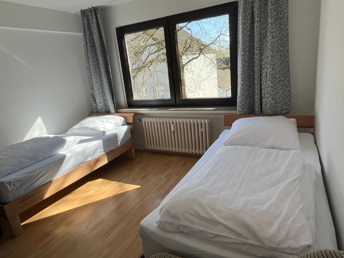 Zimmer Fuer Monteure, Handwerker Oder Reisende エッセン エクステリア 写真