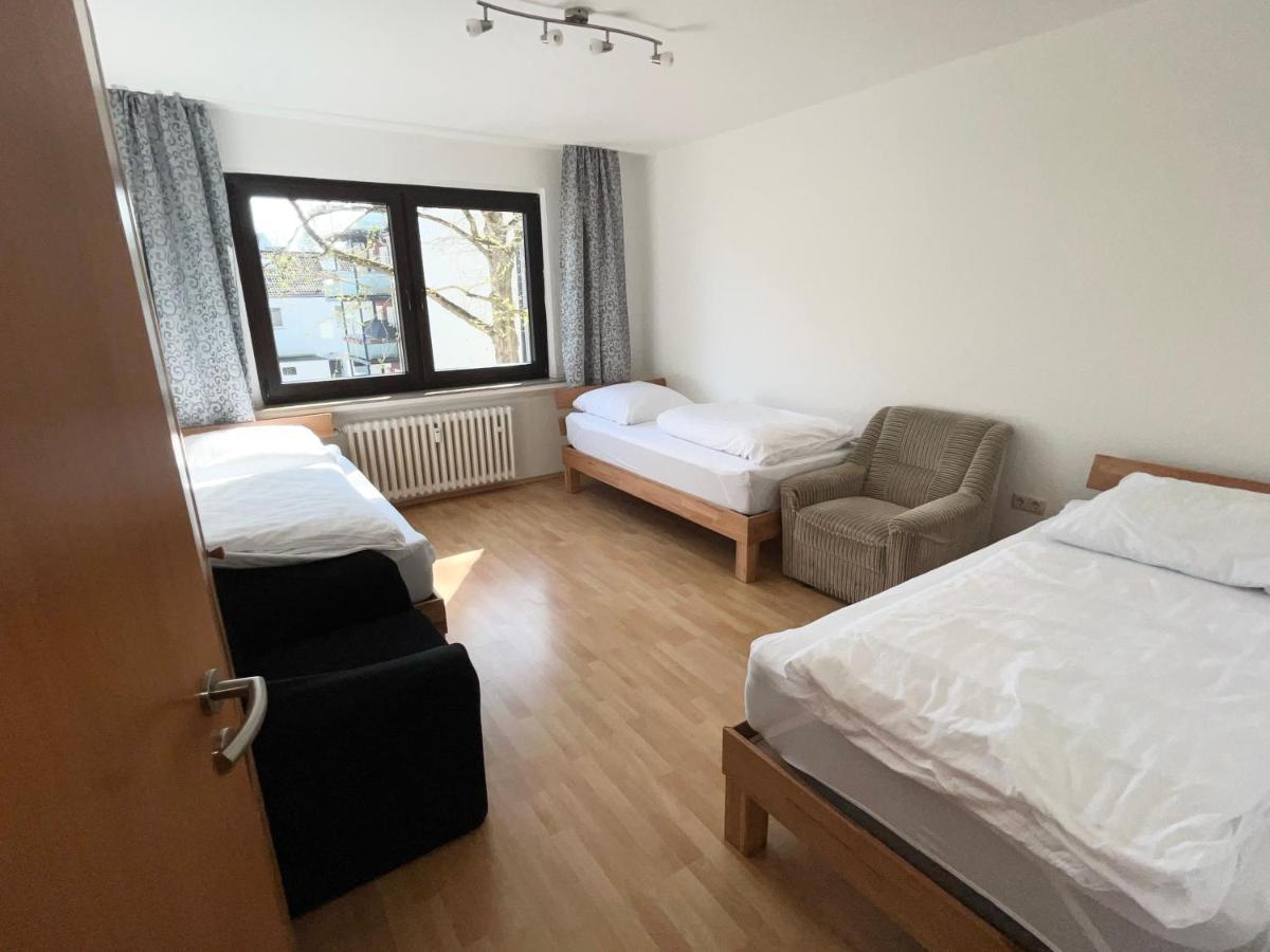 Zimmer Fuer Monteure, Handwerker Oder Reisende エッセン エクステリア 写真