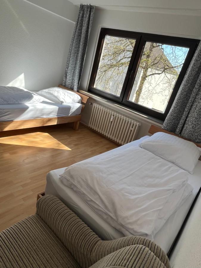 Zimmer Fuer Monteure, Handwerker Oder Reisende エッセン エクステリア 写真